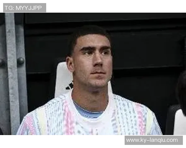 尤文前锋弗拉霍维奇因肌肉疲劳出战佛罗伦萨存疑情况分析