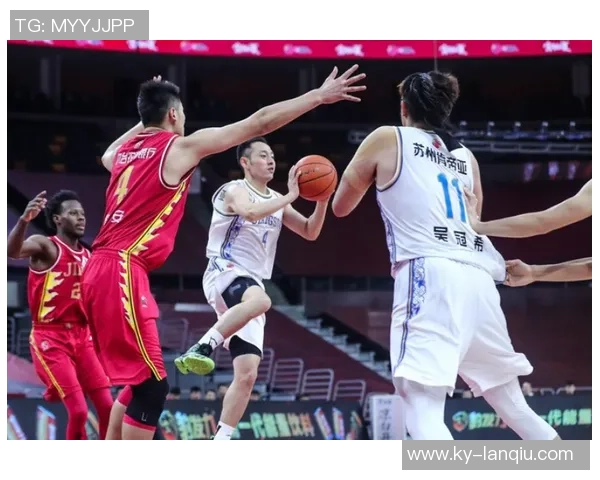 丰泰基奥半场高效表现轰下17分4板1助1帽助力球队逆转局势 丰泰基奥半场高效表现轰下17分4板1助1帽助力球队逆转局势