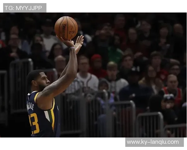 罗伊斯奥尼尔谈上赛季球队战术失衡攻防失衡问题